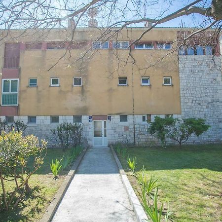 Modern Living In The Heart Of Trogir Apartment Exterior photo